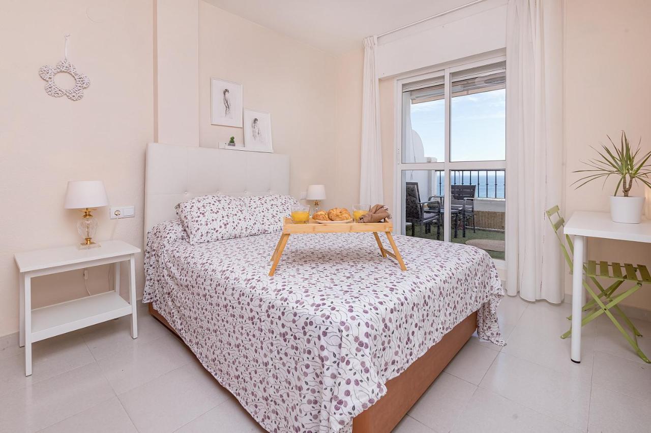 Sunshine Balcony- La Caleta Apartment Caleta De Velez Exterior photo