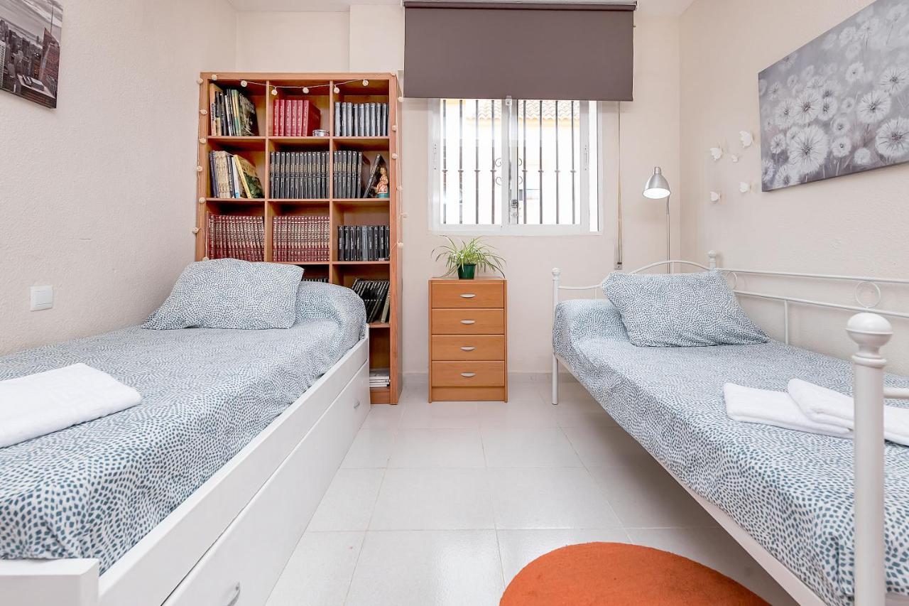 Sunshine Balcony- La Caleta Apartment Caleta De Velez Exterior photo